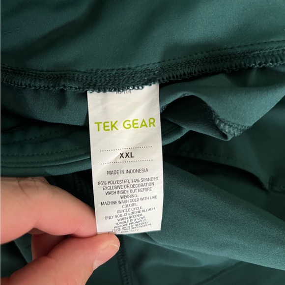 Tek Gear Workout Shorts XXL - Picture 3 of 3